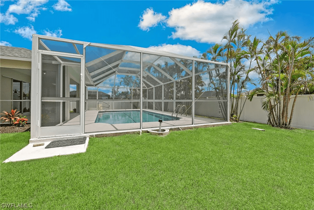 Cape Coral Pool Cage Repair